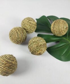 pet natural straw rope ball for hamsters, rabbits, and parrots